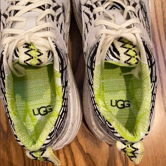 UGG limited edition sneakers - Picture 5 of 5